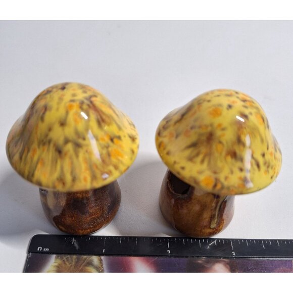 2 Vintage Mushroom Macrame Beads Brown & Yellow Ceramic 70z 2.25" Tall - Picture 4 of 8